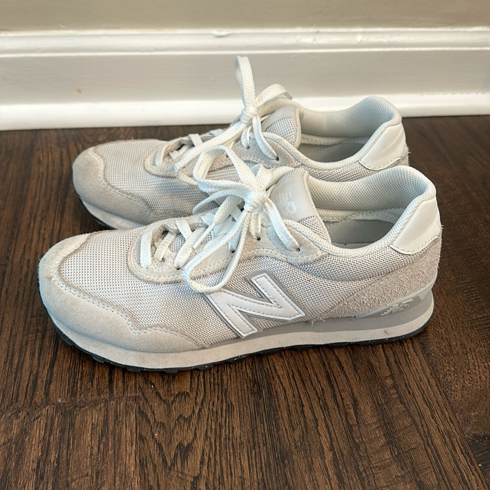 Women’s new balance 515 white and silver